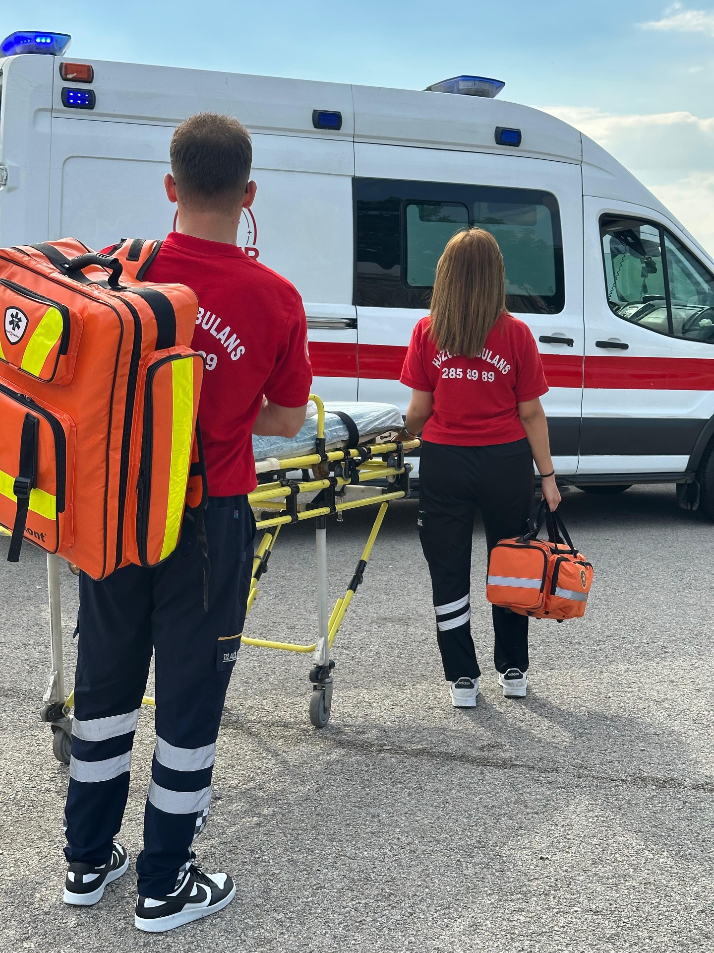Huzur Ambulans paramedik ekibi